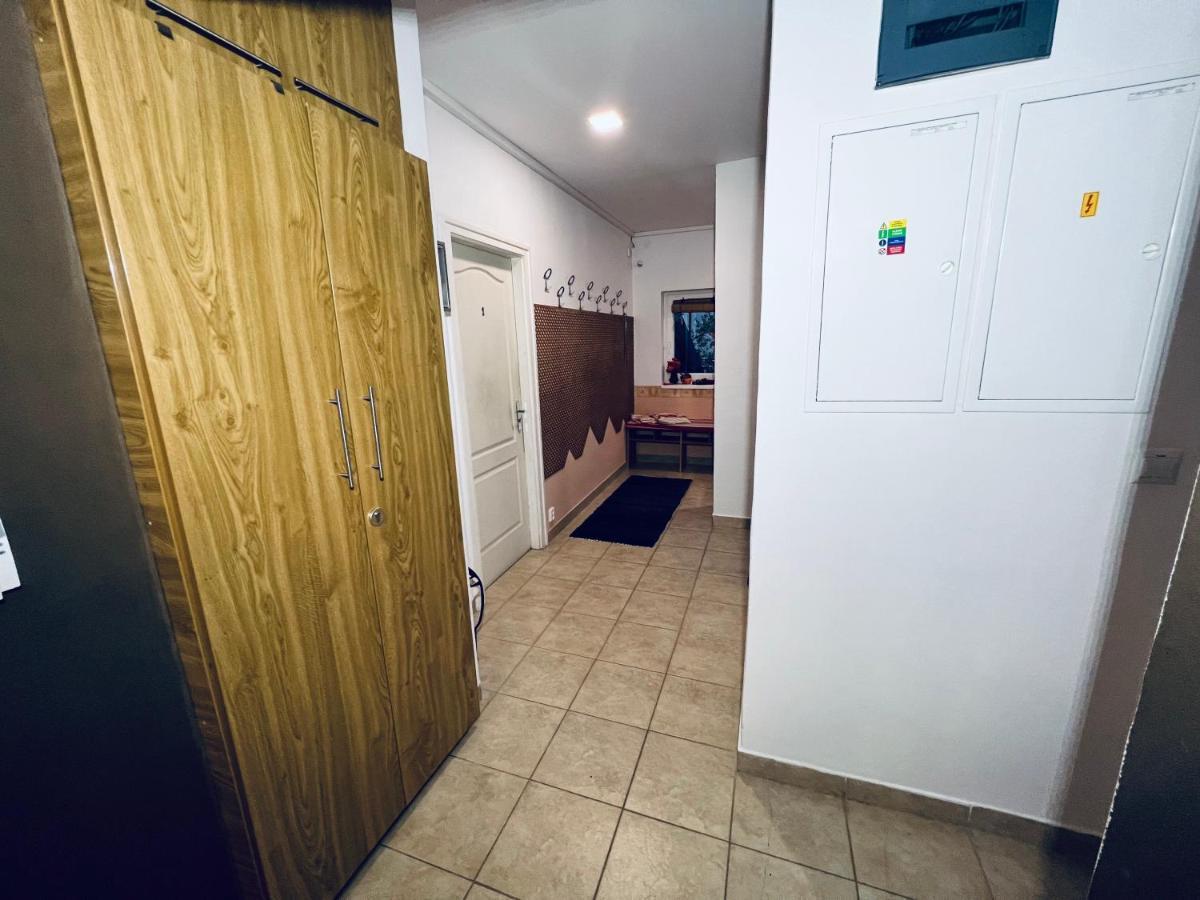 Privat Adriana Apartment เครมนิตซา ภายนอก รูปภาพ