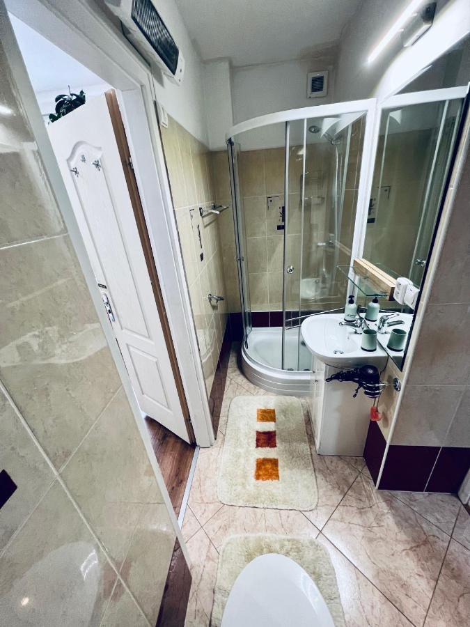 Privat Adriana Apartment เครมนิตซา ภายนอก รูปภาพ