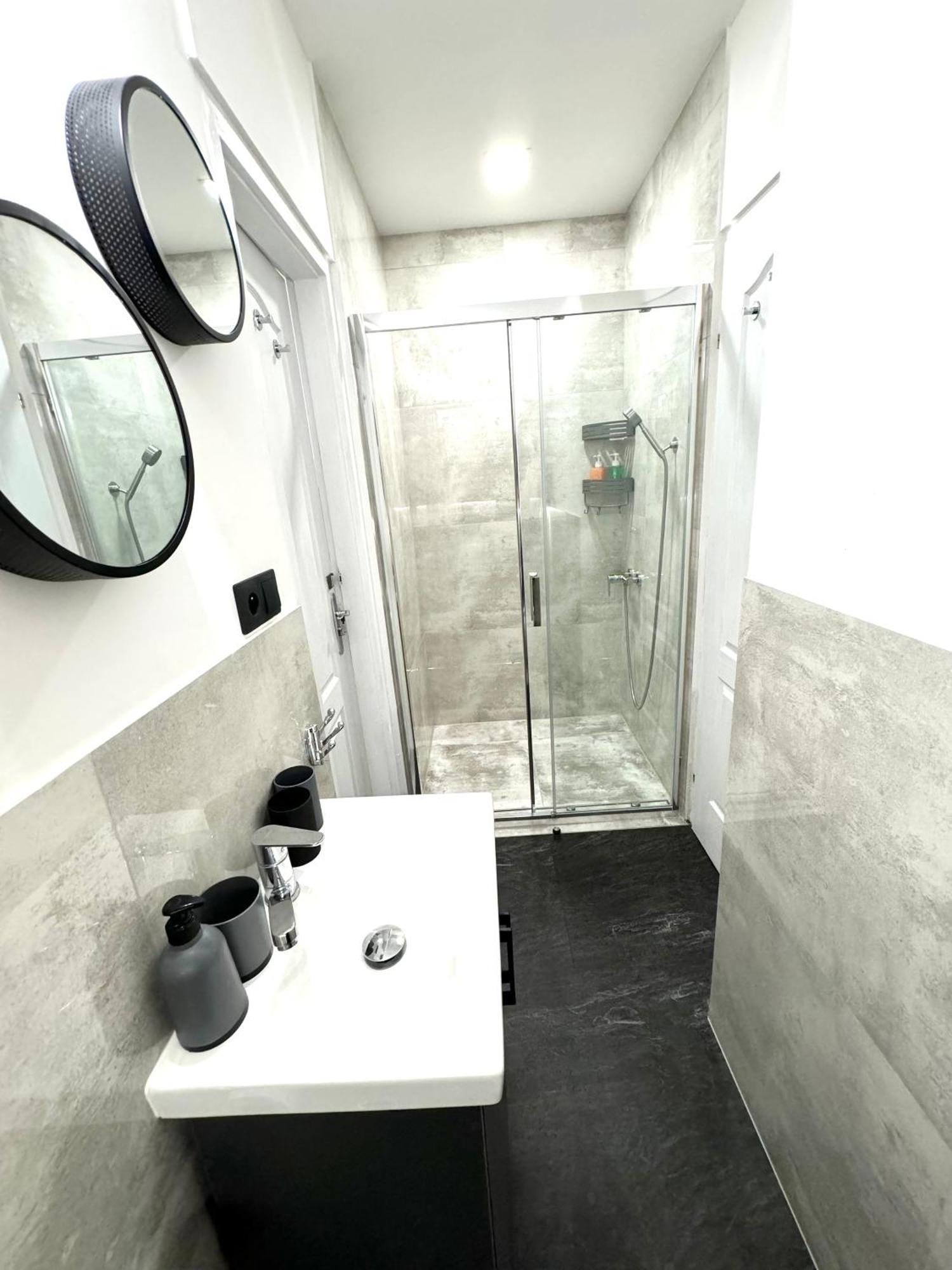 Privat Adriana Apartment เครมนิตซา ภายนอก รูปภาพ